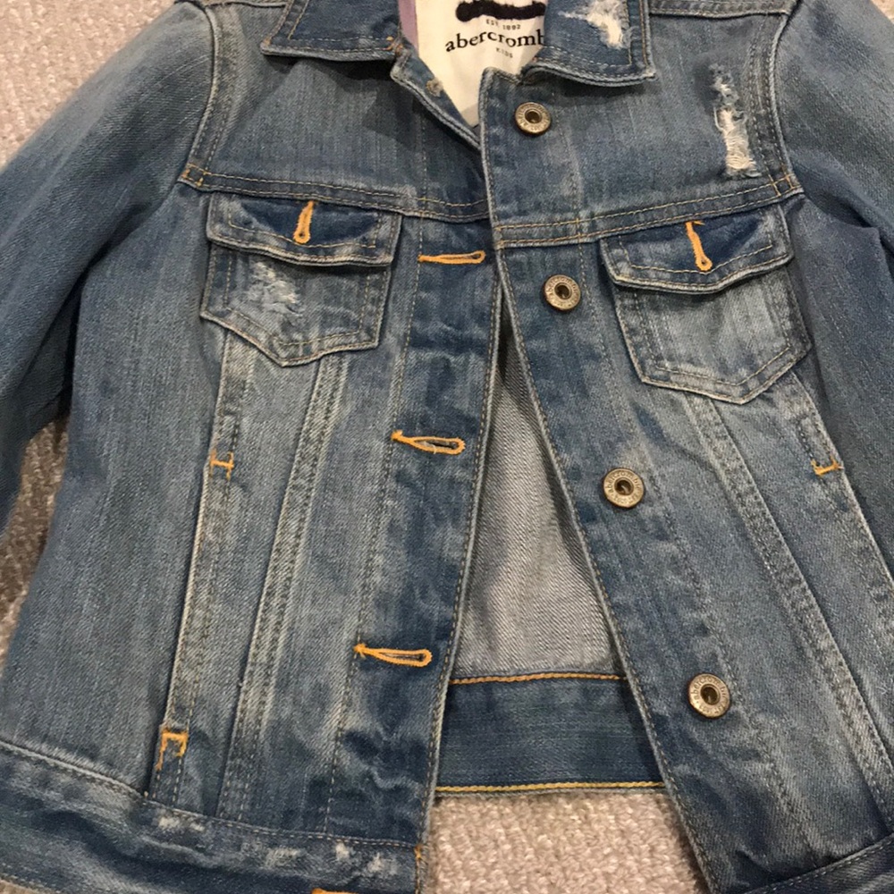 Jean jacket - Picture 2 of 3
